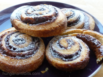 Chocolate roll pastry