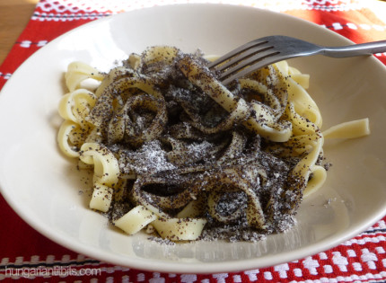sweet poppy seed pasta