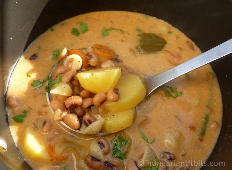 hungarian bean soup